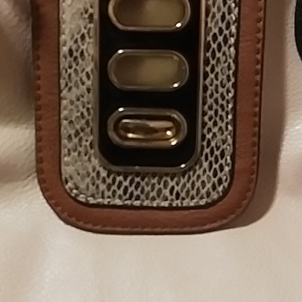 Aldo - Picture 3 of 16